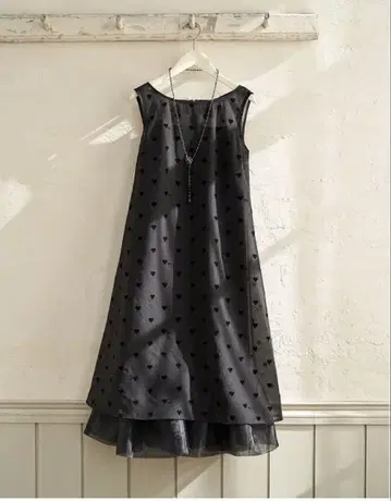 SALE 새상품 M's GRACY 하트 무늬 블랙 원피스