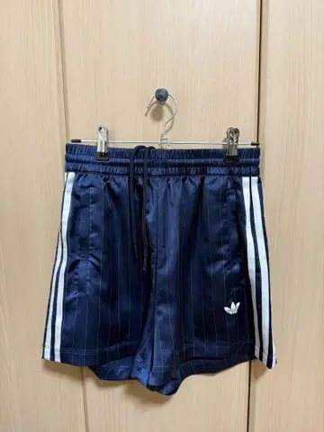 adidas 숏팬츠 XS
