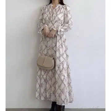 snidel Sustainable 플리츠 체크 원피스