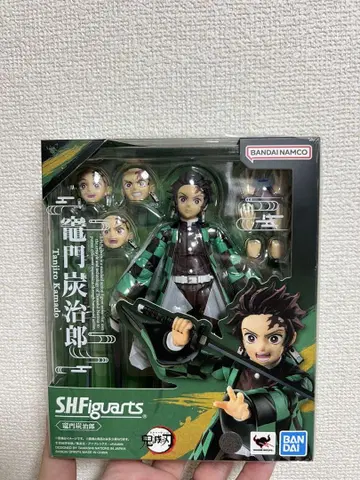 미개봉 새상품 S.H.Figuarts 카마도 탄지로 귀멸의 칼날