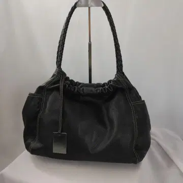 새상품급 FURLA 훌라 블랙 가죽 숄더백 주름 가죽