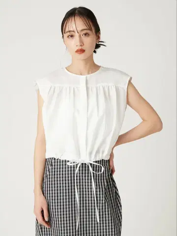 FRAY ID 드로스트 크롭 블라우스 화이트 슬리브리스 블라우스