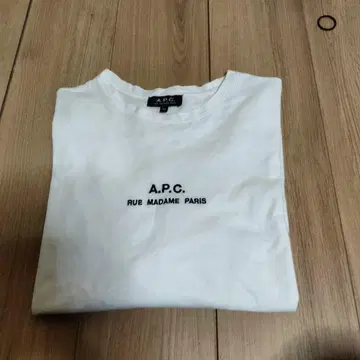 A.P.C. 로고 자수 화이트 긴팔 티셔츠 XS