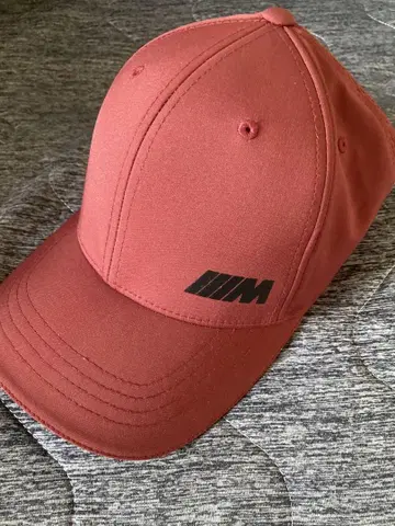 BMW M 로고 빨간색 캡
