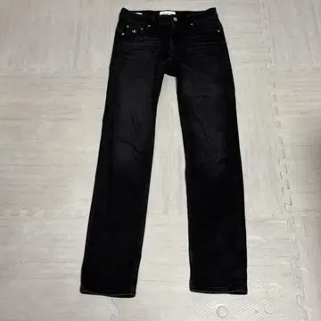 Calvin Klein Jeans 28인치 블랙 데님