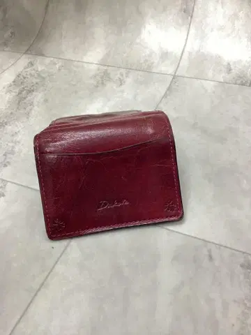 다코타 버건디 가죽 3단 폴더형 지갑