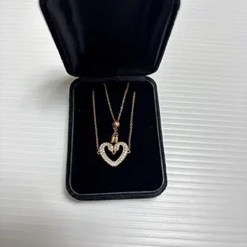 SWAROVSKI