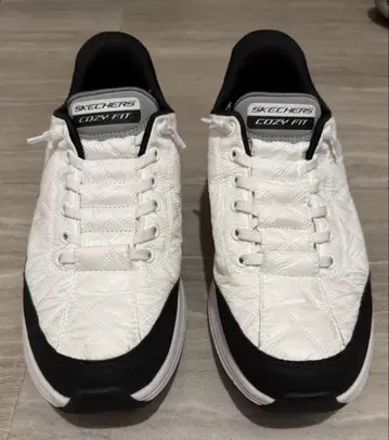SKECHERS COZY FIT 스니커즈 25.5cm 화이트/블랙