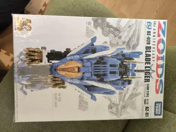 타카라토미 RZ-028 블레이드 라이거 1/72