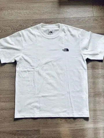 The North Face 사가르마타 국립공원 T셔츠