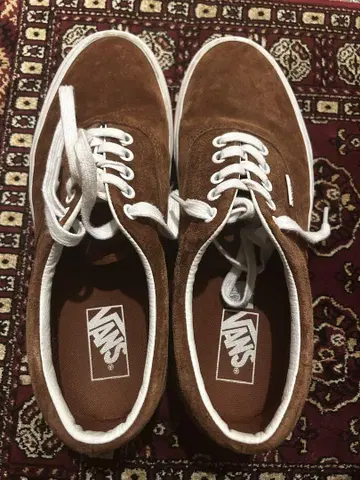 VANS 브라운 스웨이드 스니커즈