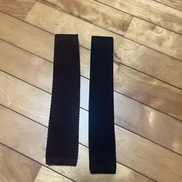 브라운과 블랙 넥타이 세트