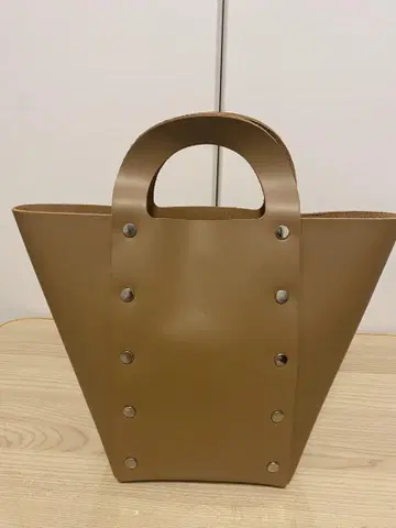 Hender Scheme assemble daikei hand bag M