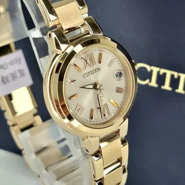 새상품급 미사용 CITIZEN 시티즌 XC 크로스씨 솔라 전파 박스 포함
