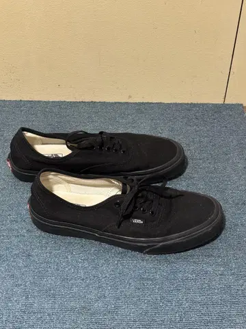 Vans 어센틱 블랙 스니커즈 캔버스