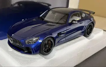 AUTOart 1/18 메르세데스 AMG GTR ( 메탈릭 다크 블루 )