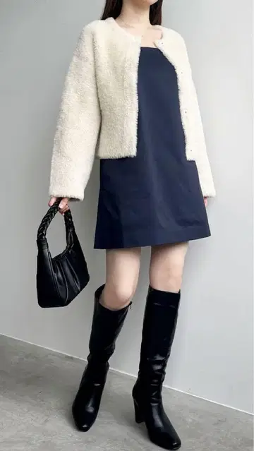 코코딜 페더 더블 페이스 숏 가운 노카라 자켓 2