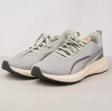 새상품급 PUMA 플라이어 라이트 3 러닝화 23.5cm