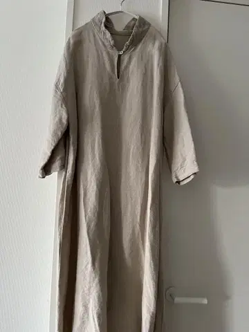 네스트로브 린넨 7부 소매 원피스