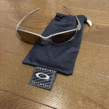 oakley juliet x-metal 플라스마 티타늄 초기 모델