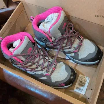 THE NORTH FACE GORE-TEX 등산화 그레이/핑크