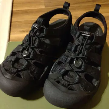 신품 KEEN H2 샌들 블랙, 24.5cm, 여성용