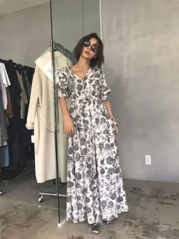 CHARLOTTE ARCHAIC DRESS ameri vintage