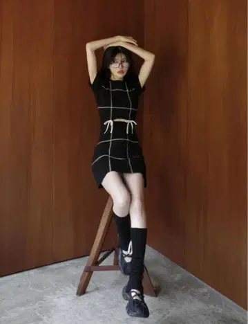 스티치 리본 리브 미니 원피스 BLK 블랙 검정 다리치 미니 원피스