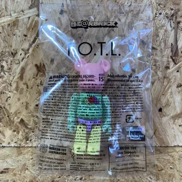 FRUIT OF THE LOOM BE@RBRICK MEDICOM TOY
