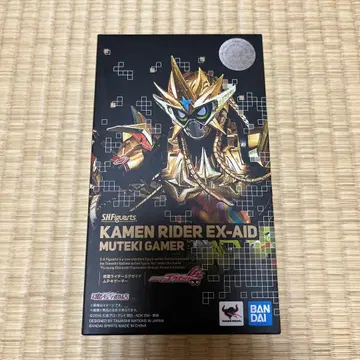 S.H.Figuarts 가면라이더 이그제이드 하이퍼 무테키
