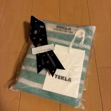 미사용 새상품 TEKLA 스트라이프 손수건