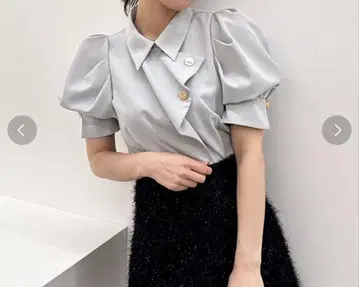 dazzlin 멀티 버튼 디자인 블라우스