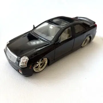 1/24 미국차 로우라이더 Cadillac CTS DUB 사양