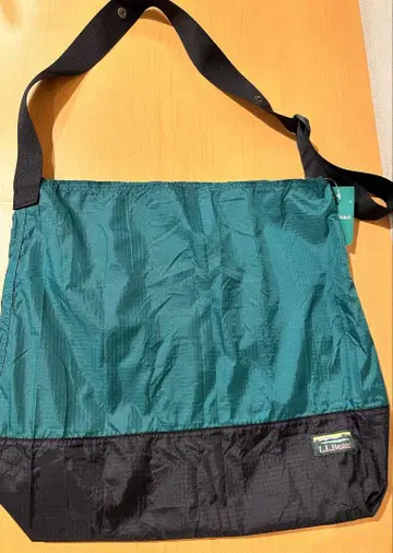 L.L.Bean 엘엘빈 나일론 숄더백 단종 모델 새상품