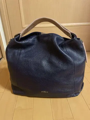 FURLA 네이비 가죽 숄더백
