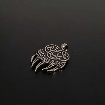 그리즐리 클로 켈트 루 펜던트 목걸이 실버 은