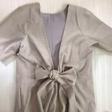 styling/ 올인원 백 오픈 컷 오프숄더