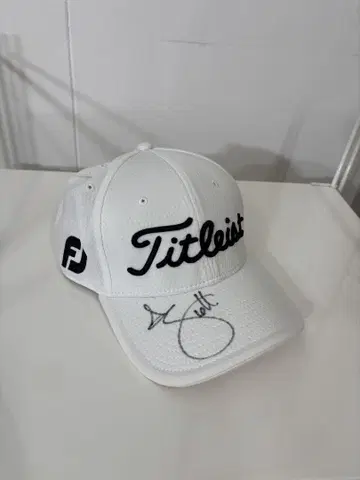 미사용 Titleist PRO V1 아담 스캇 사인 캡