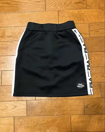 새상품급 FILA 골프웨어 여성용 사이즈 S