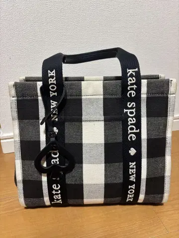 kate spade 체크 무늬 핸드백