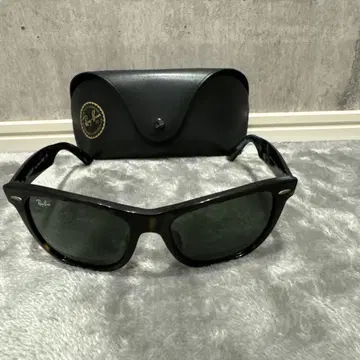 Ray-Ban Wayfarer RB-2140-F 중고품