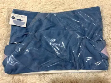 스티치 장식된 후드 달린 수건