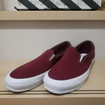 [미사용] VANS VAULT OG CLASSIC SLIP-ON LX