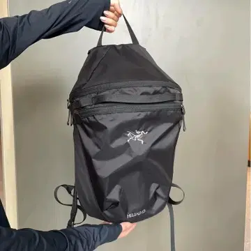 ARC'TERYX HELLAD 15 블랙 백팩