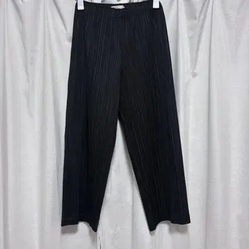 PLATS PLEATS 플리츠 팬츠 사이즈 3