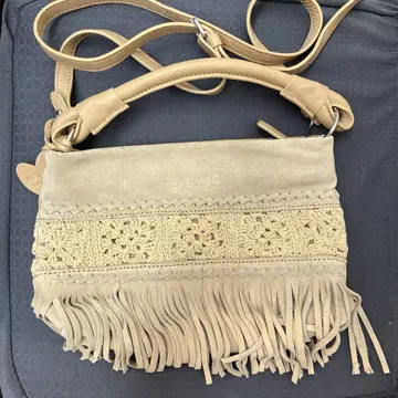 Desigual 프린지 가죽 크로스 바디백