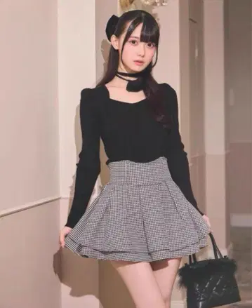 미셸 마카롱 슬림 레그 스커트 하운드투스 체크 패턴