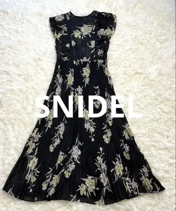 SNIDEL 스나이델 꽃무늬 롱 원피스 플리츠 블랙 2way