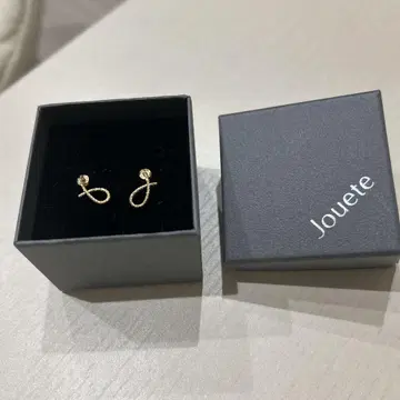 Jouete 골드 귀걸이