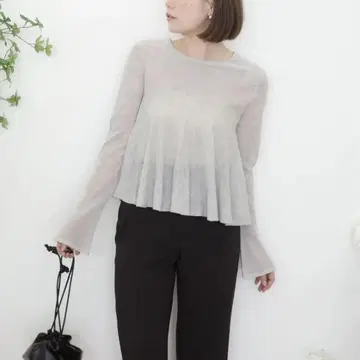 베이스먼트 온라인 페플럼 시어 톱스 그레이